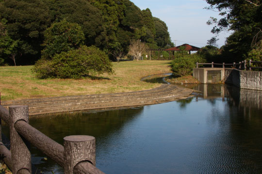 石出堰親水公園